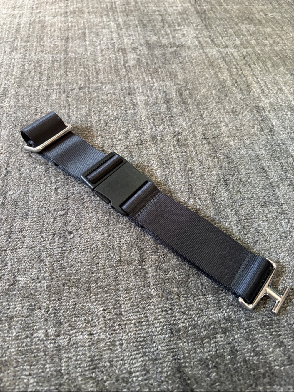 TUMI Black Adjustable Rolling Bag Strap Luggage Accessory